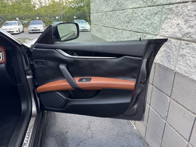 Used 2016 Maserati Ghibli S Q4 image 30