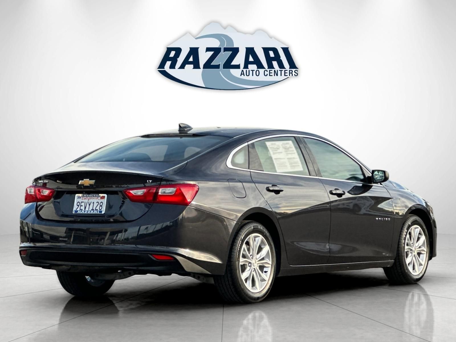 Used 2023 Chevrolet Malibu LT FWD image 3