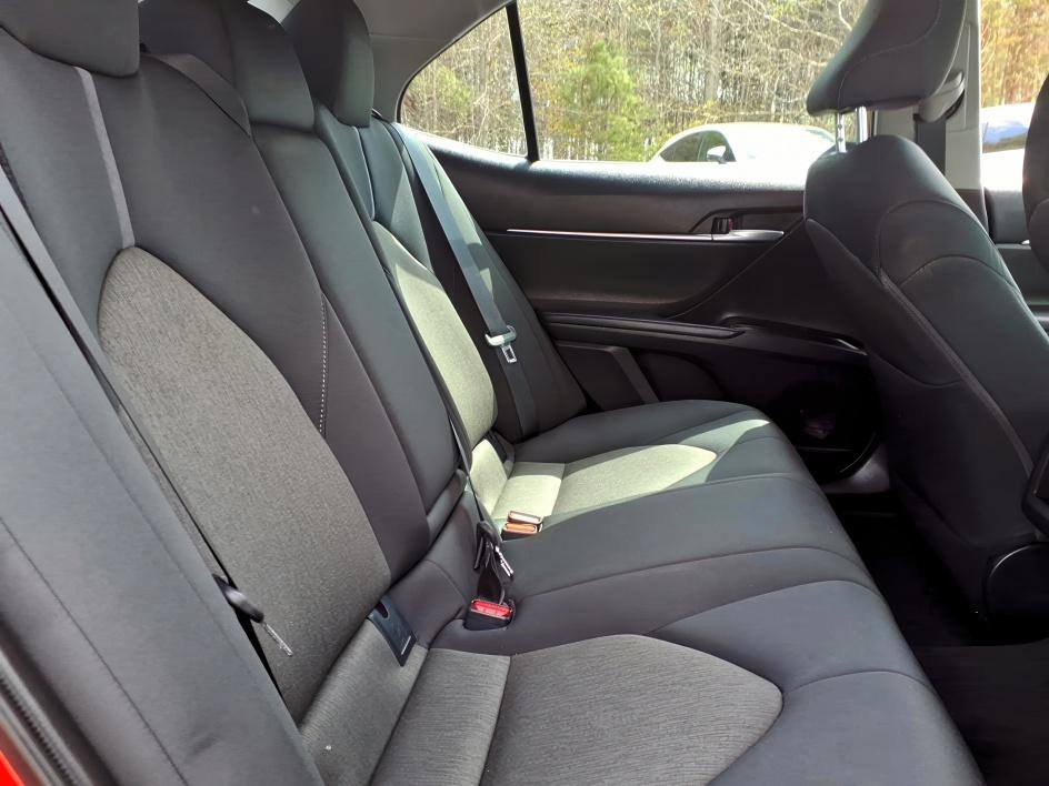 Used 2024 Toyota Camry LE image 11