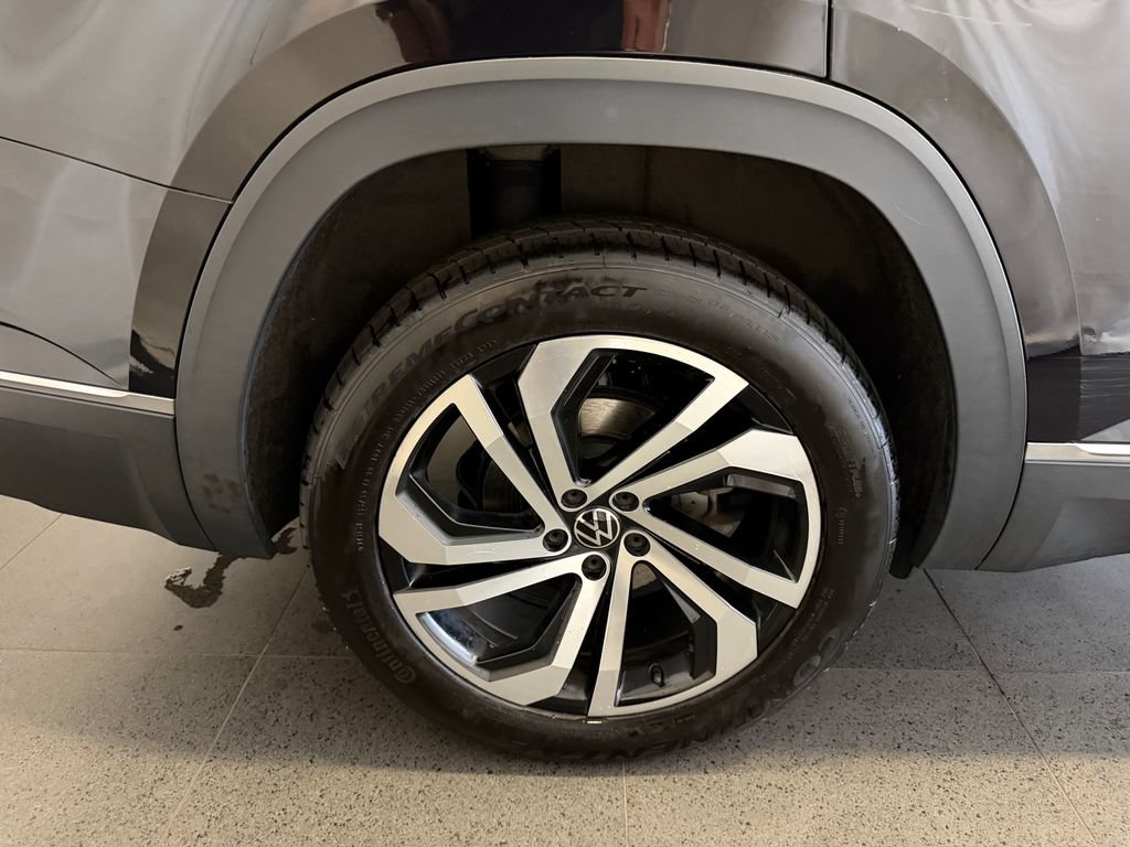 Used 2021 Volkswagen Atlas SEL Premium AWD/4WD image 12