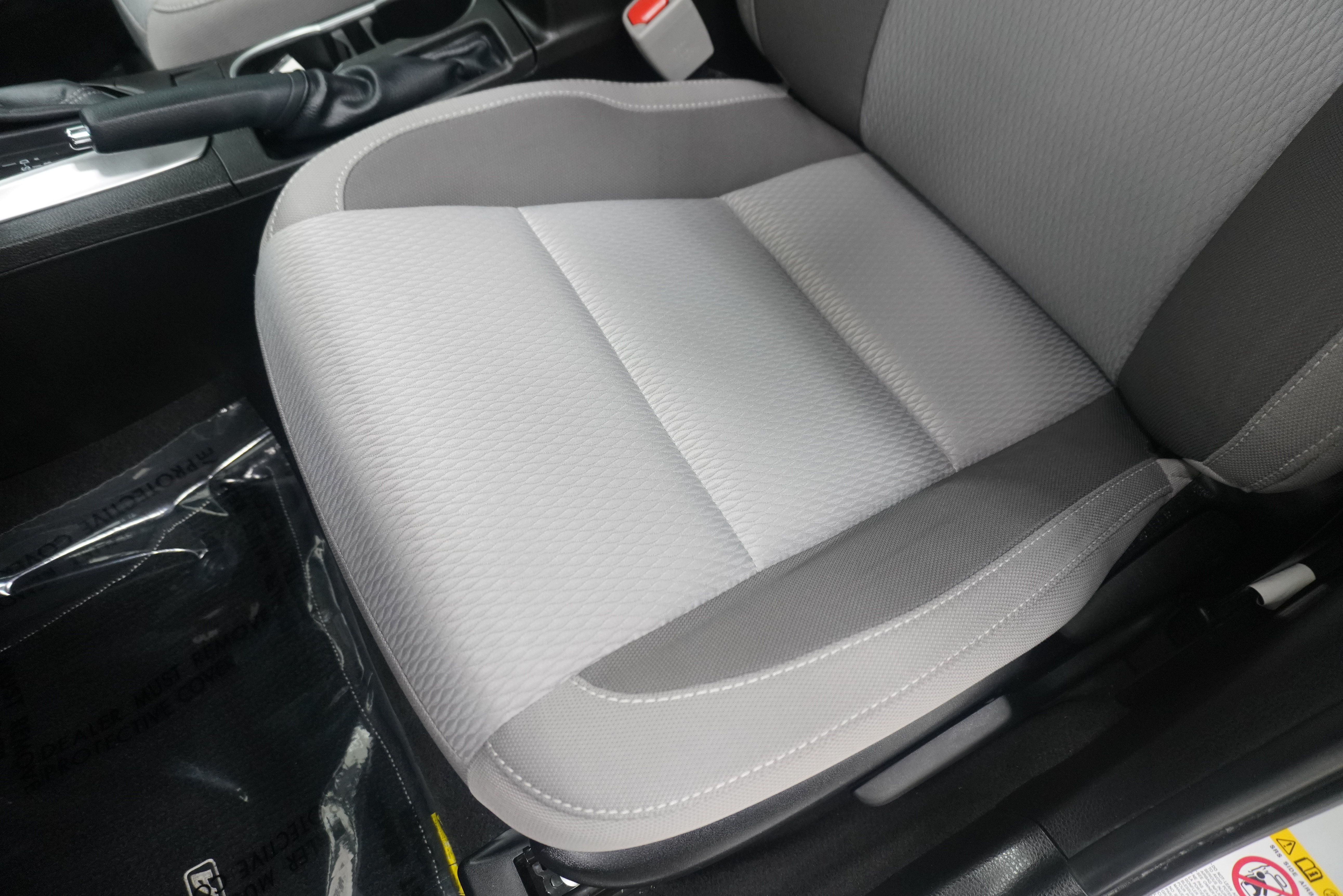 Used 2017 Toyota Corolla LE FWD image 12