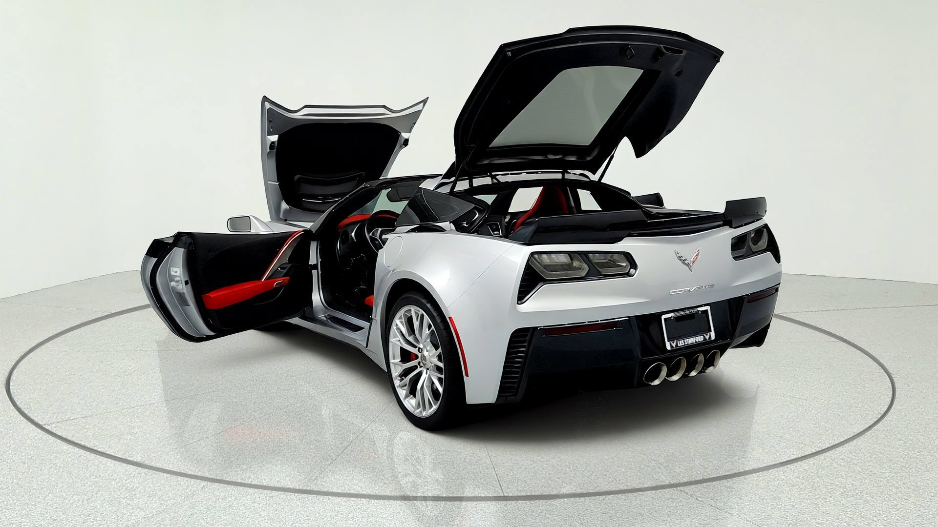 Certified 2015 Chevrolet Corvette Z06 w/ 3LZ Preferred Equipment Group RWD image 11
