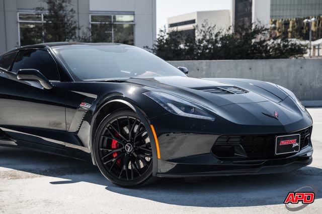 Used 2015 Chevrolet Corvette Z06 w/ 3LZ Preferred Equipment Group image 42