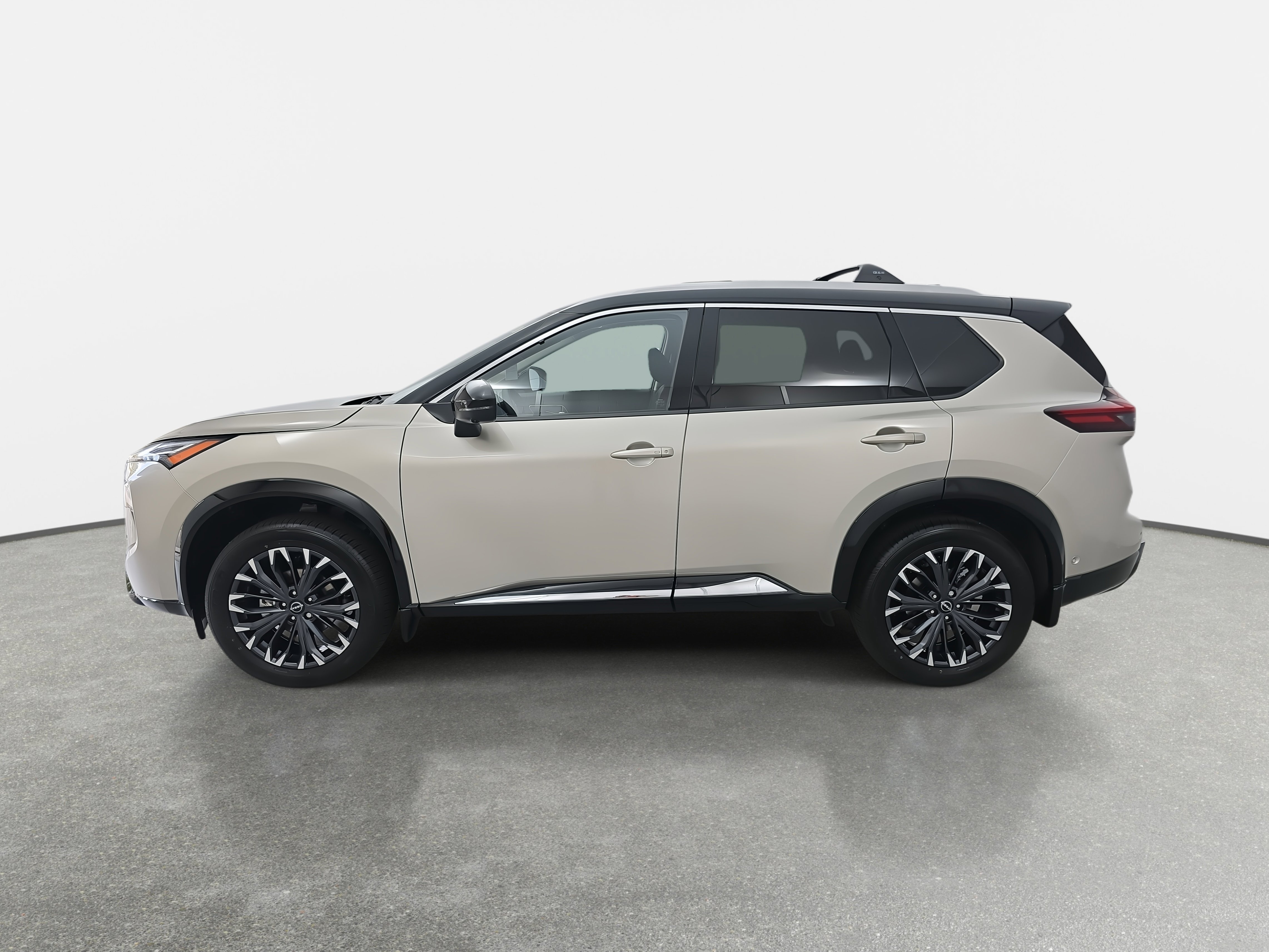 New 2026 Nissan Rogue Platinum image 8