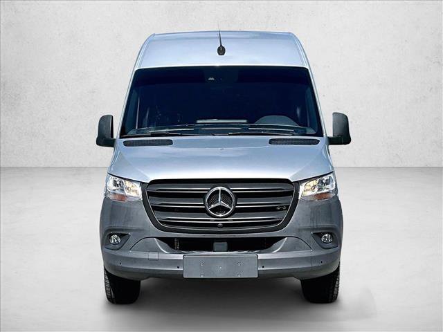 Used 2023 Mercedes-Benz Sprinter 2500 image 3