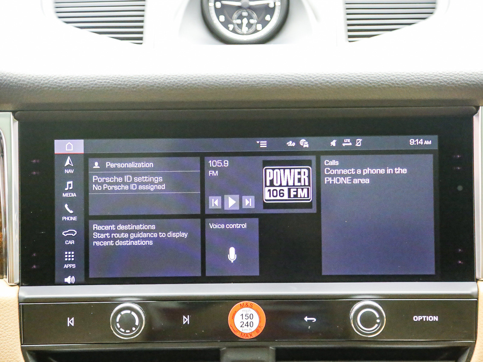 Certified 2026 Porsche Macan AWD/4WD image 18
