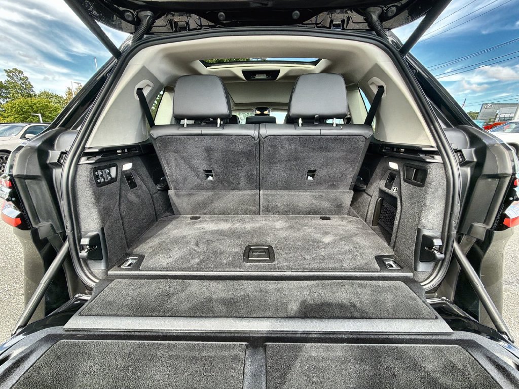Used 2024 BMW X7 xDrive40i AWD/4WD image 27