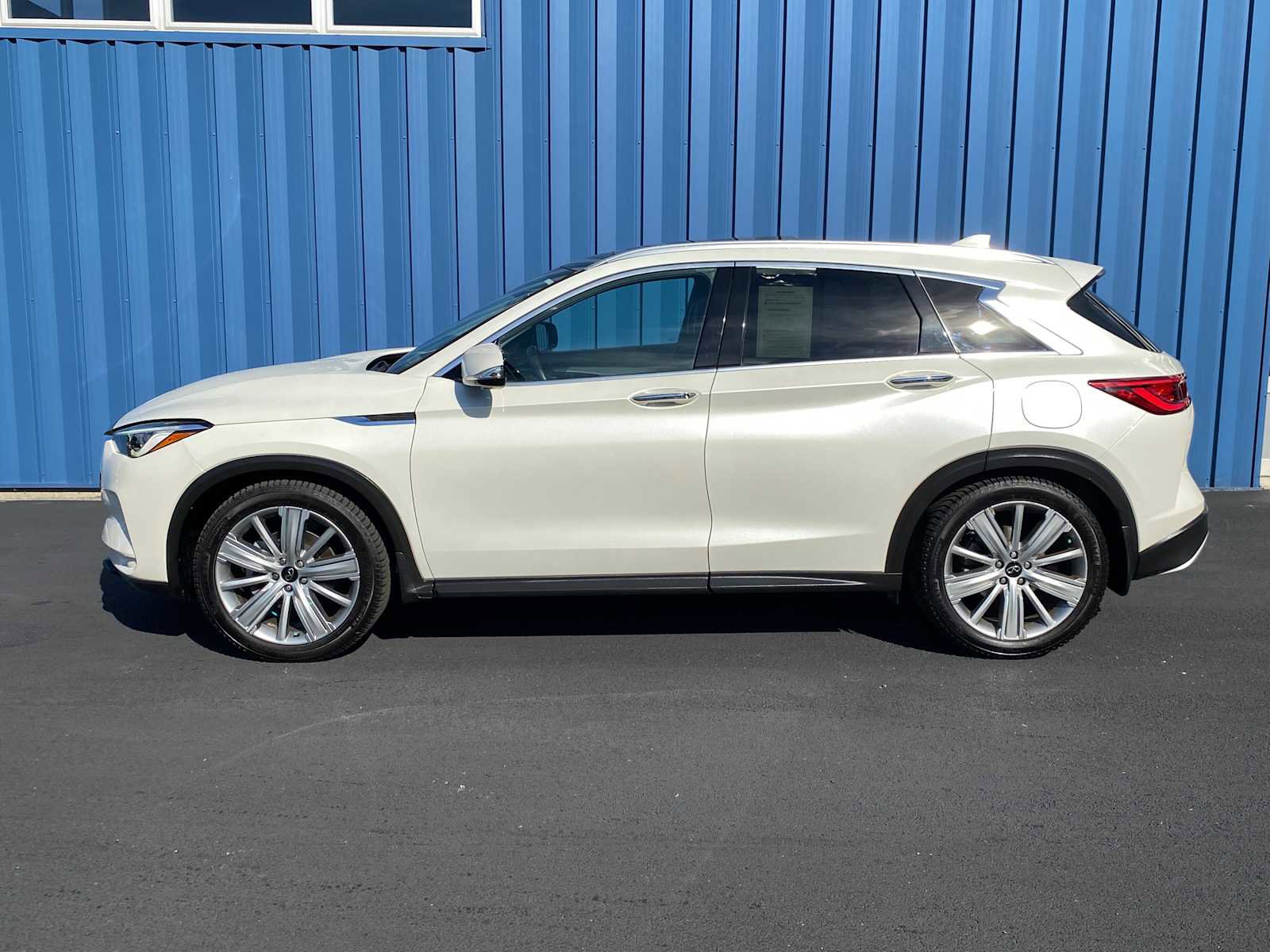 Used 2021 INFINITI QX50 Sensory w/ Cargo Package image 14