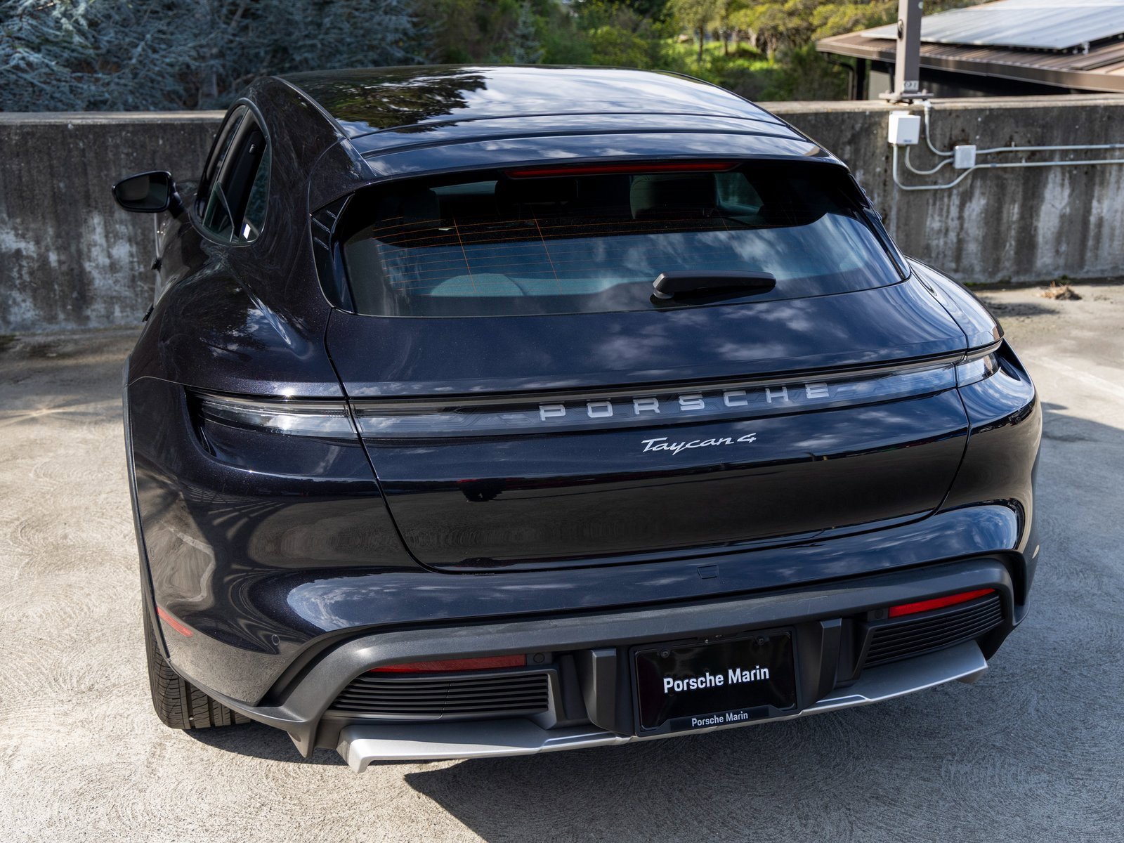 Certified 2022 Porsche Taycan 4 Cross Turismo image 19