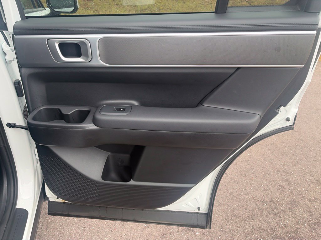 Certified 2026 Hyundai Santa Fe SE AWD/4WD image 17