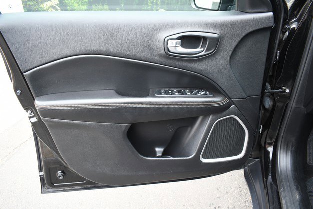 Used 2019 Jeep Compass Latitude w/ Popular Equipment Group image 13