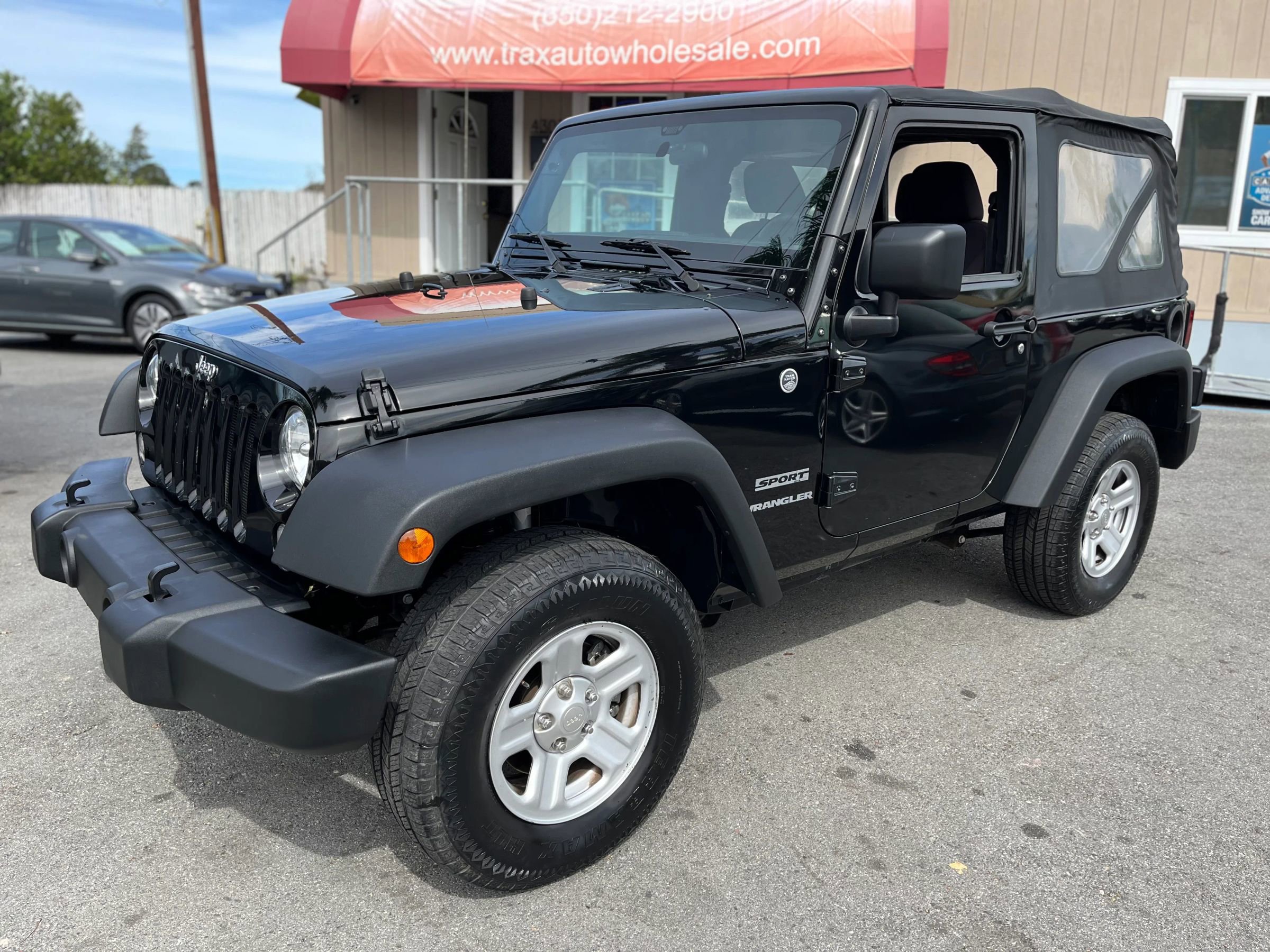 Used 2015 Jeep Wrangler Sport image 3