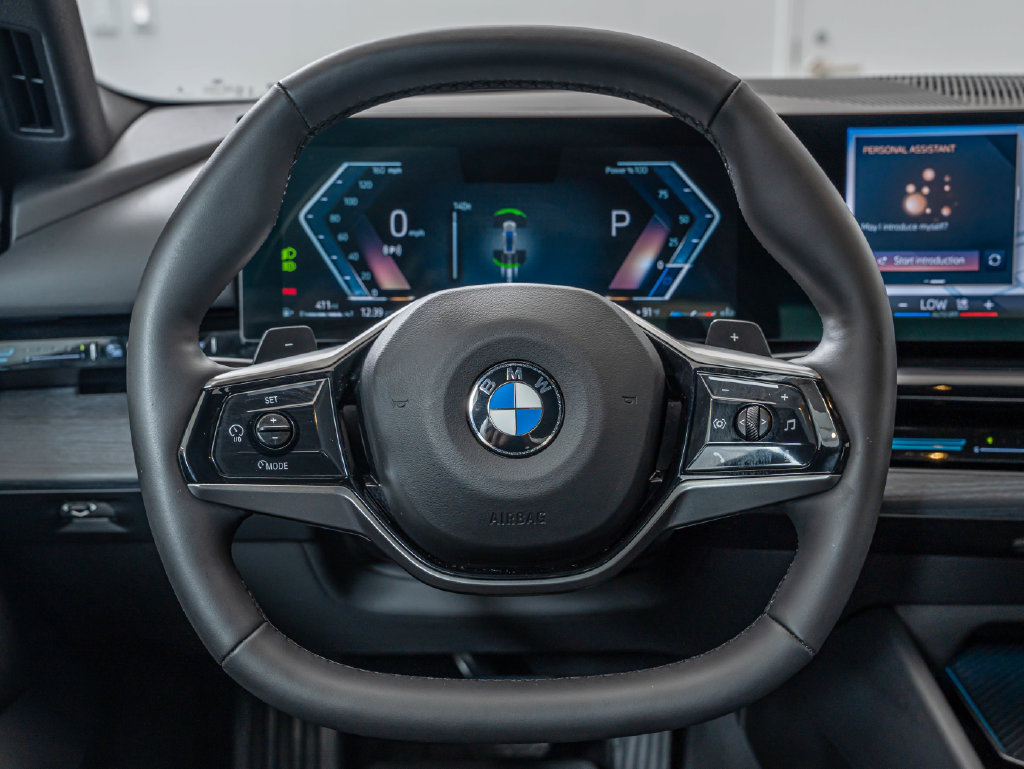 Certified 2025 BMW 530i xDrive w/ Premium Package AWD/4WD image 41