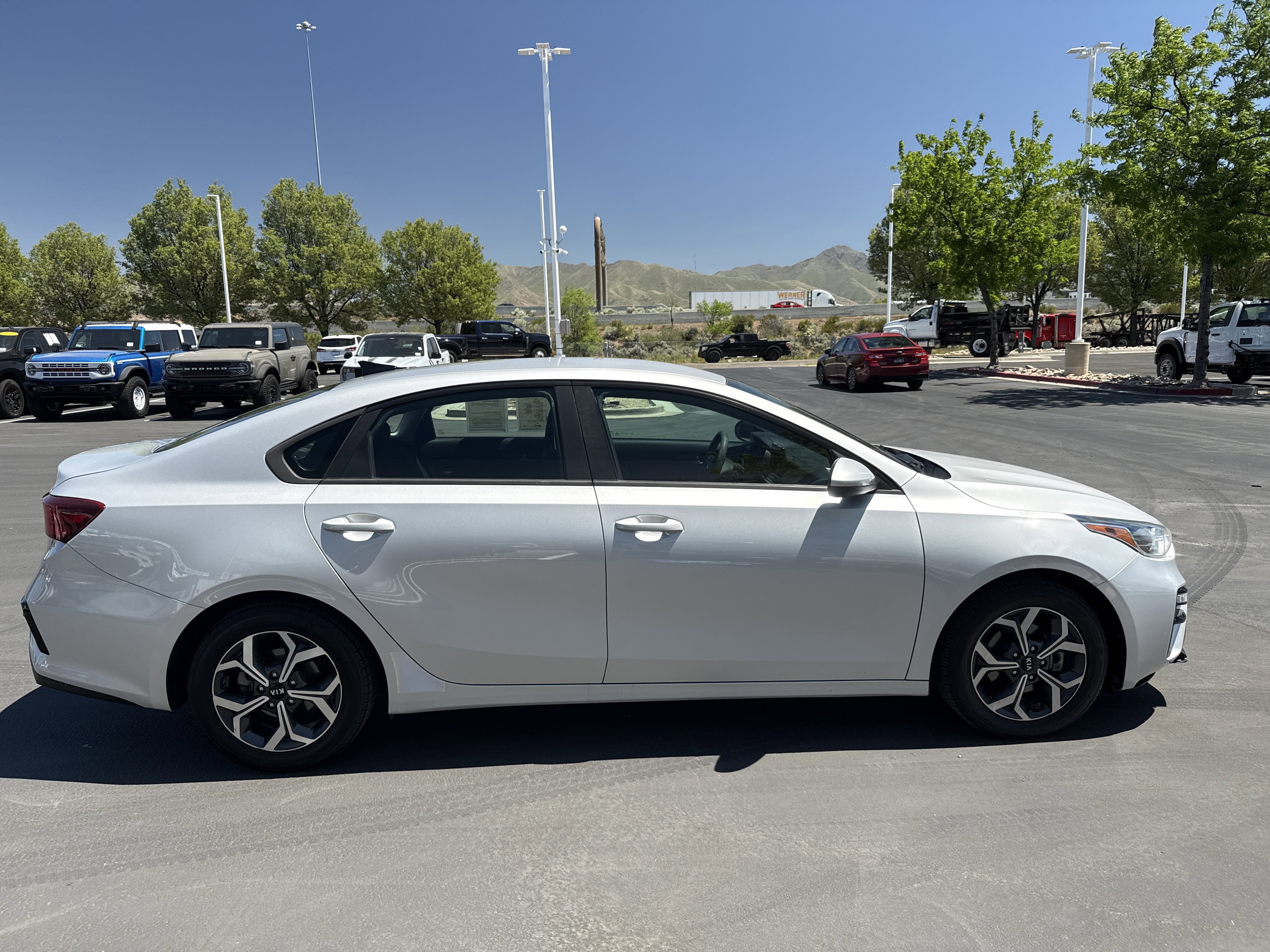 Used 2019 Kia Forte LXS FWD image 6