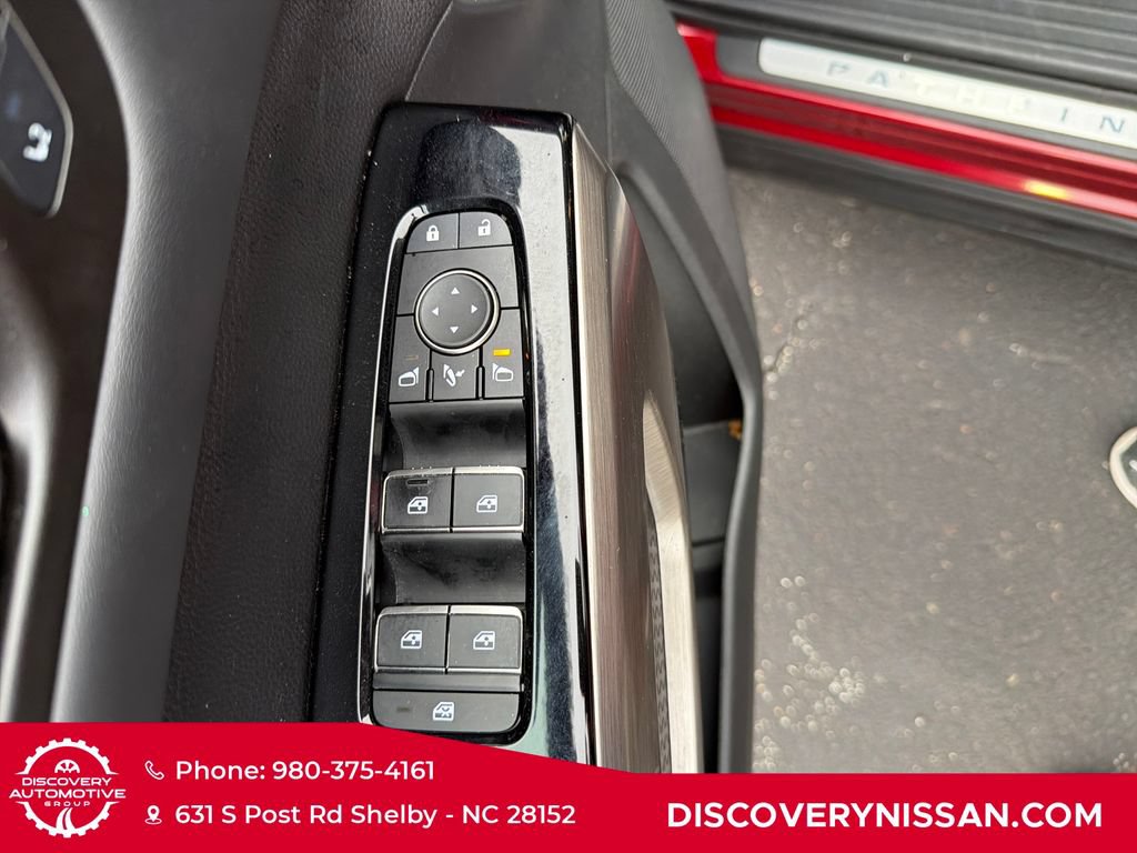Certified 2023 Nissan Pathfinder Platinum AWD/4WD image 16