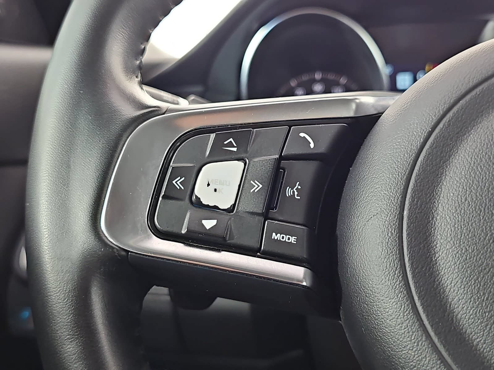 Used 2019 Jaguar E-PACE S AWD/4WD image 17