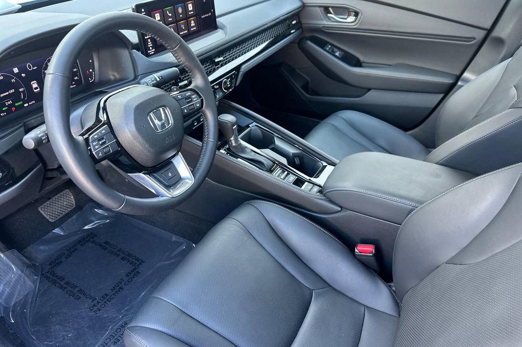 Certified 2025 Honda Accord Touring image 10