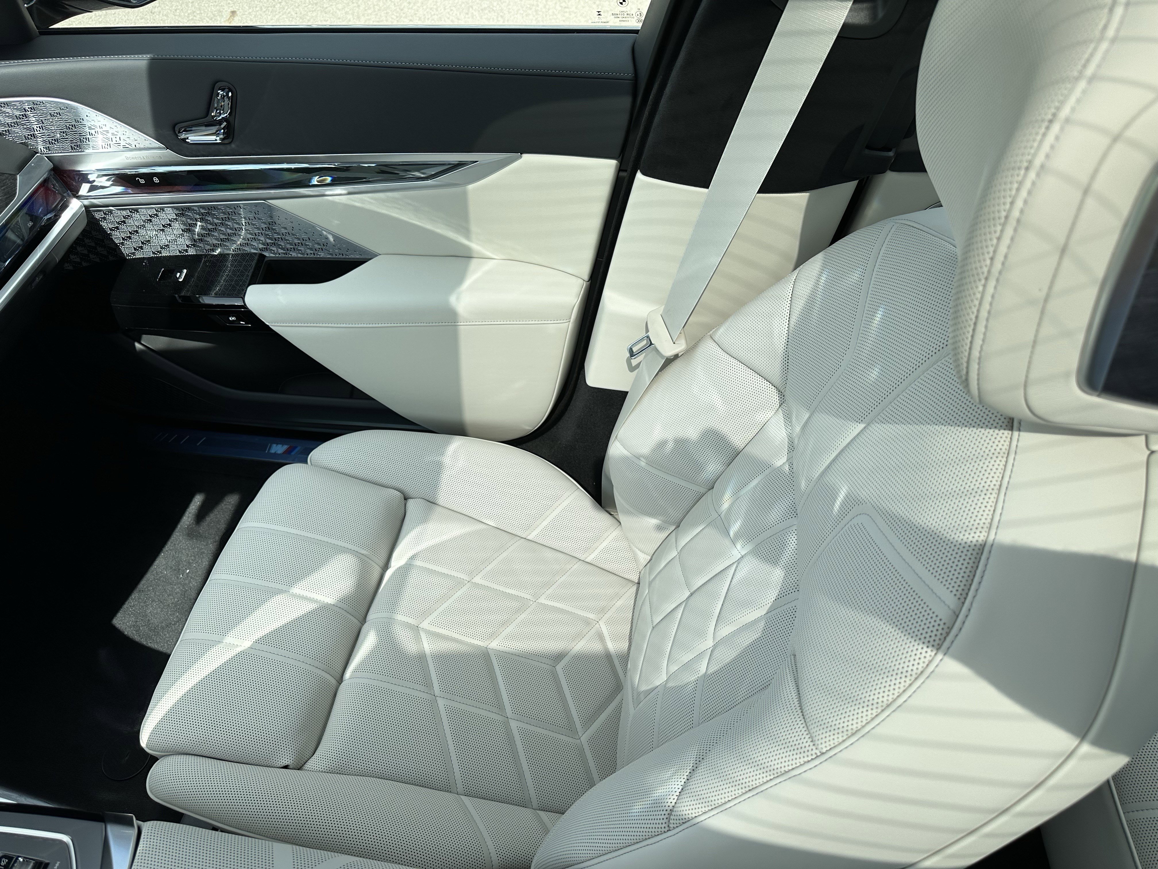 New 2026 BMW 760i xDrive w/ Executive Package image 11