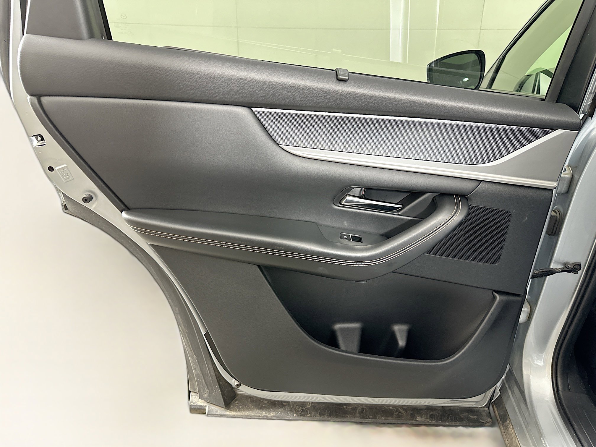 Used 2025 MAZDA CX-90 3.3 Turbo w/ Premium Sport Pkg image 28