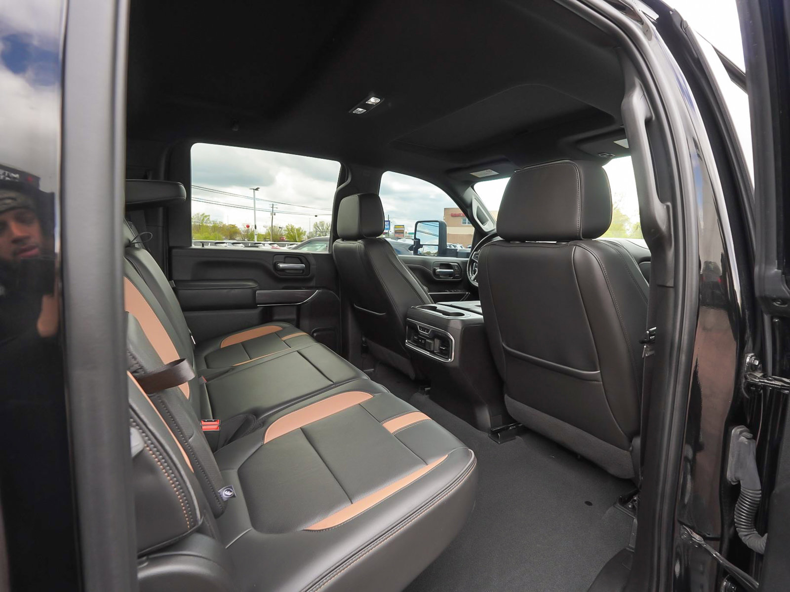 Used 2021 Chevrolet Silverado 2500 LTZ w/ Carhartt Edition AWD/4WD image 39