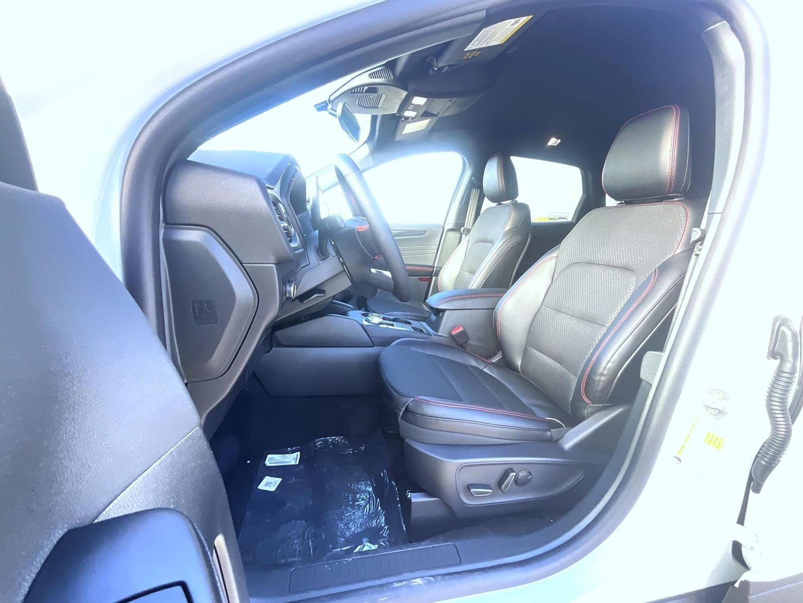 New 2026 Ford Escape ST-Line Select w/ Tech Pack #1 image 9