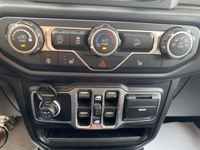 Used 2019 Jeep Wrangler Unlimited Sport w/ Cold Weather Group image 13