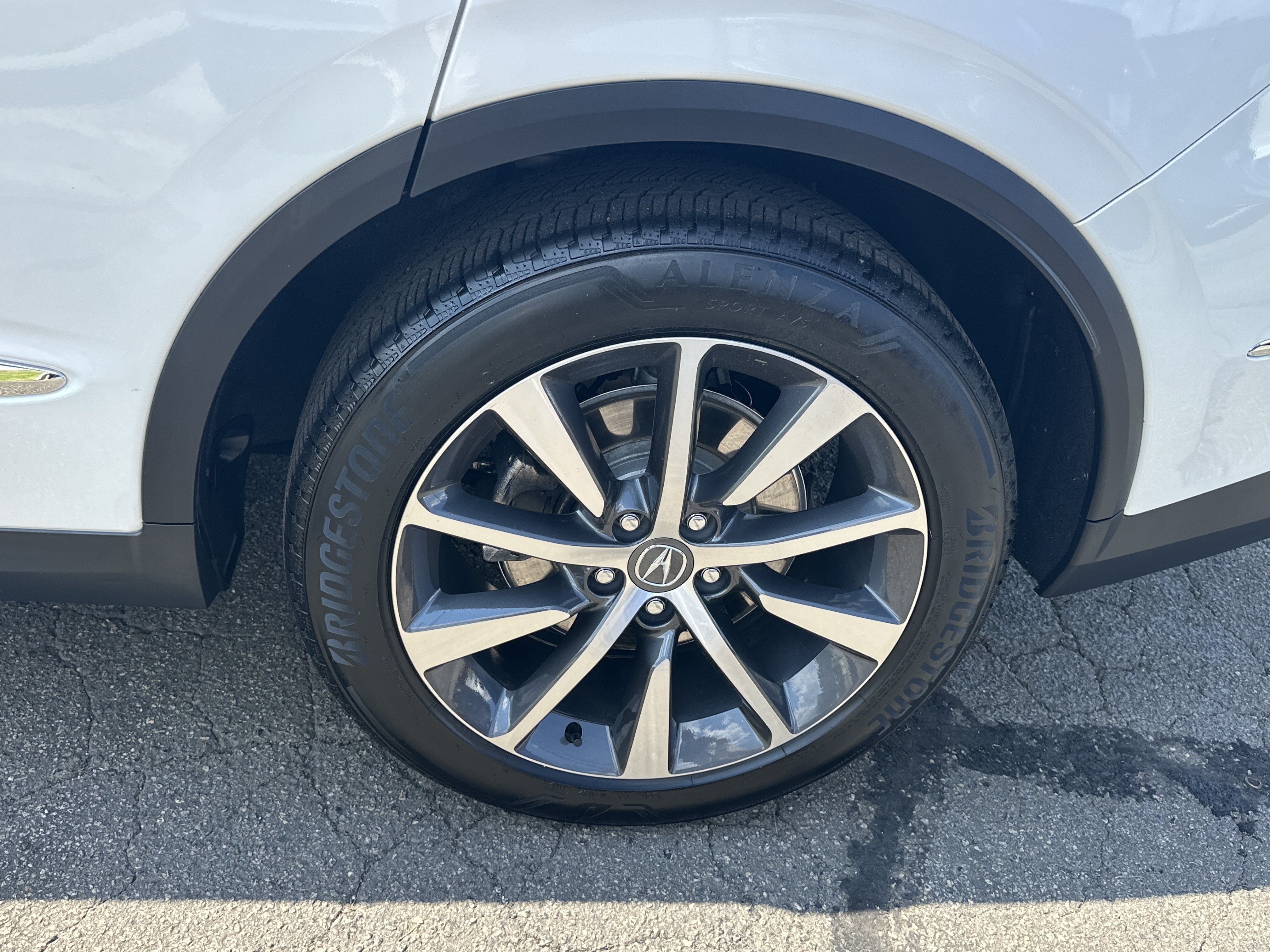 Certified 2026 Acura MDX w/ Technology Package FWD image 24