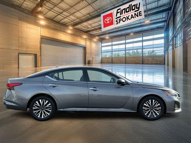 Used 2024 Nissan Altima 2.5 SV image 4