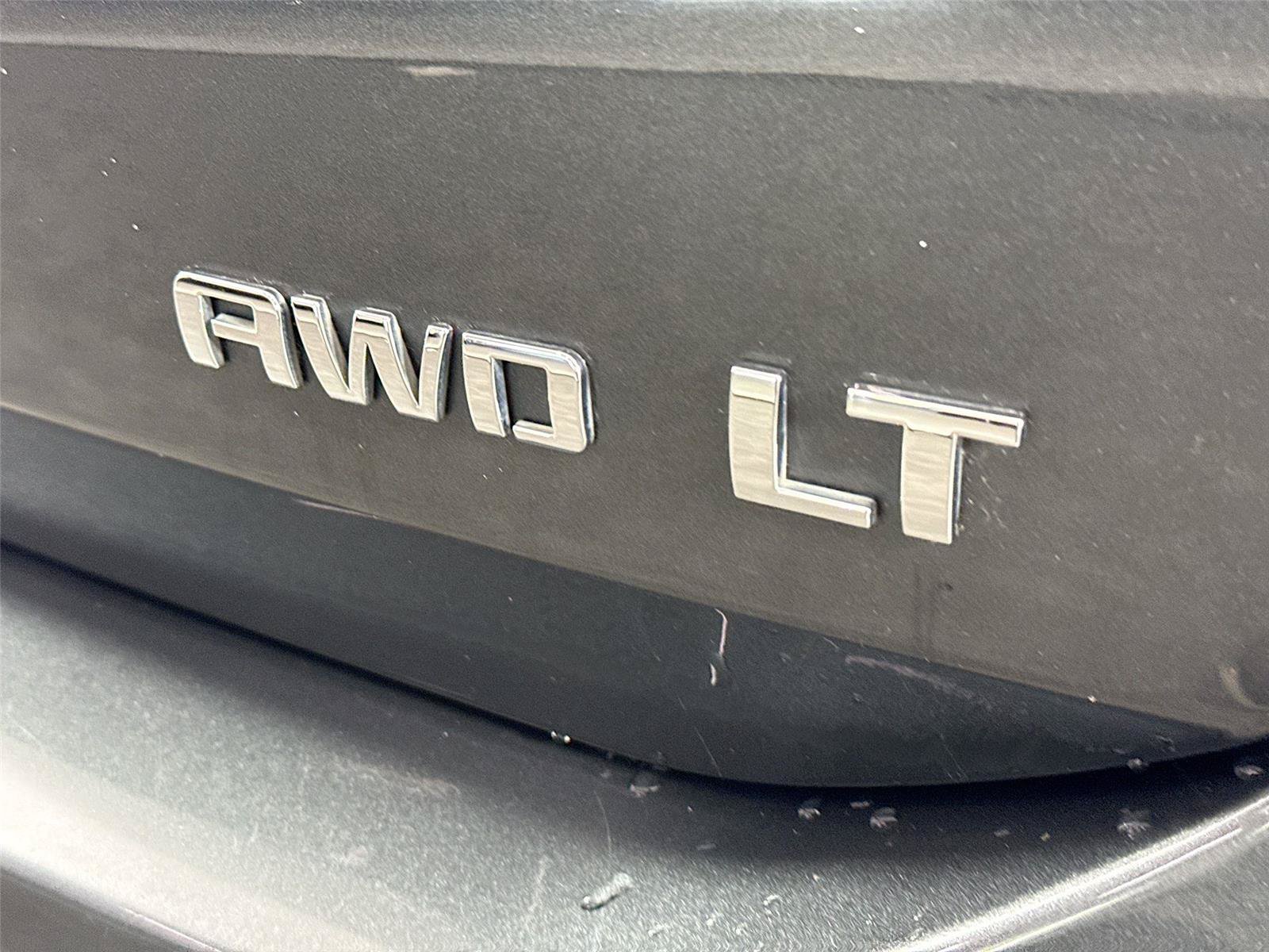 Used 2020 Chevrolet Equinox LT AWD/4WD image 13