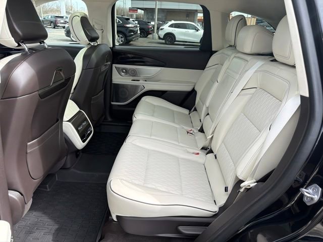 Used 2024 Lincoln Nautilus Black Label w/ Jet Appearance Package (87T) image 29