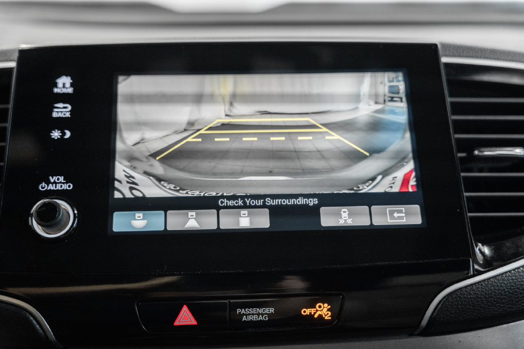 Used 2024 Honda Passport EX-L image 32