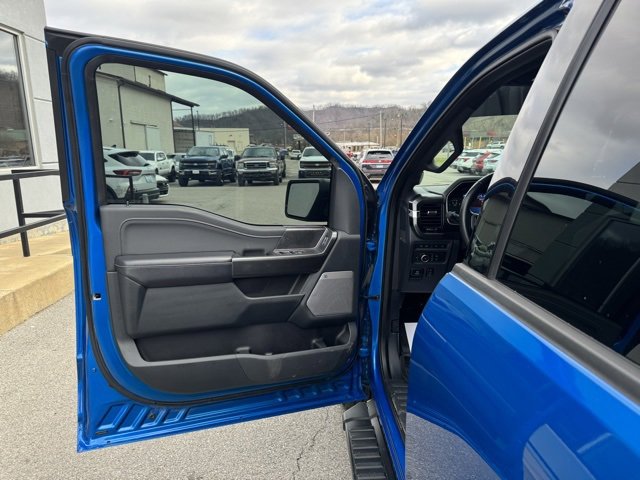 Used 2021 Ford F150 XLT w/ Equipment Group 302A High image 12