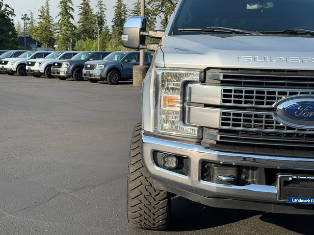 Used 2018 Ford F350 Lariat w/ Chrome Package AWD/4WD image 9