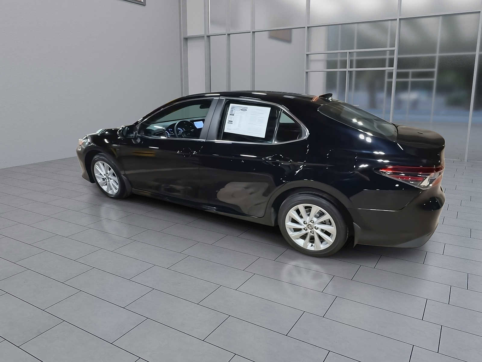 Certified 2021 Toyota Camry LE FWD image 6