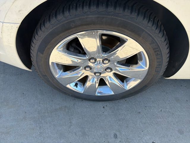 Used 2013 Buick LaCrosse Leather image 11
