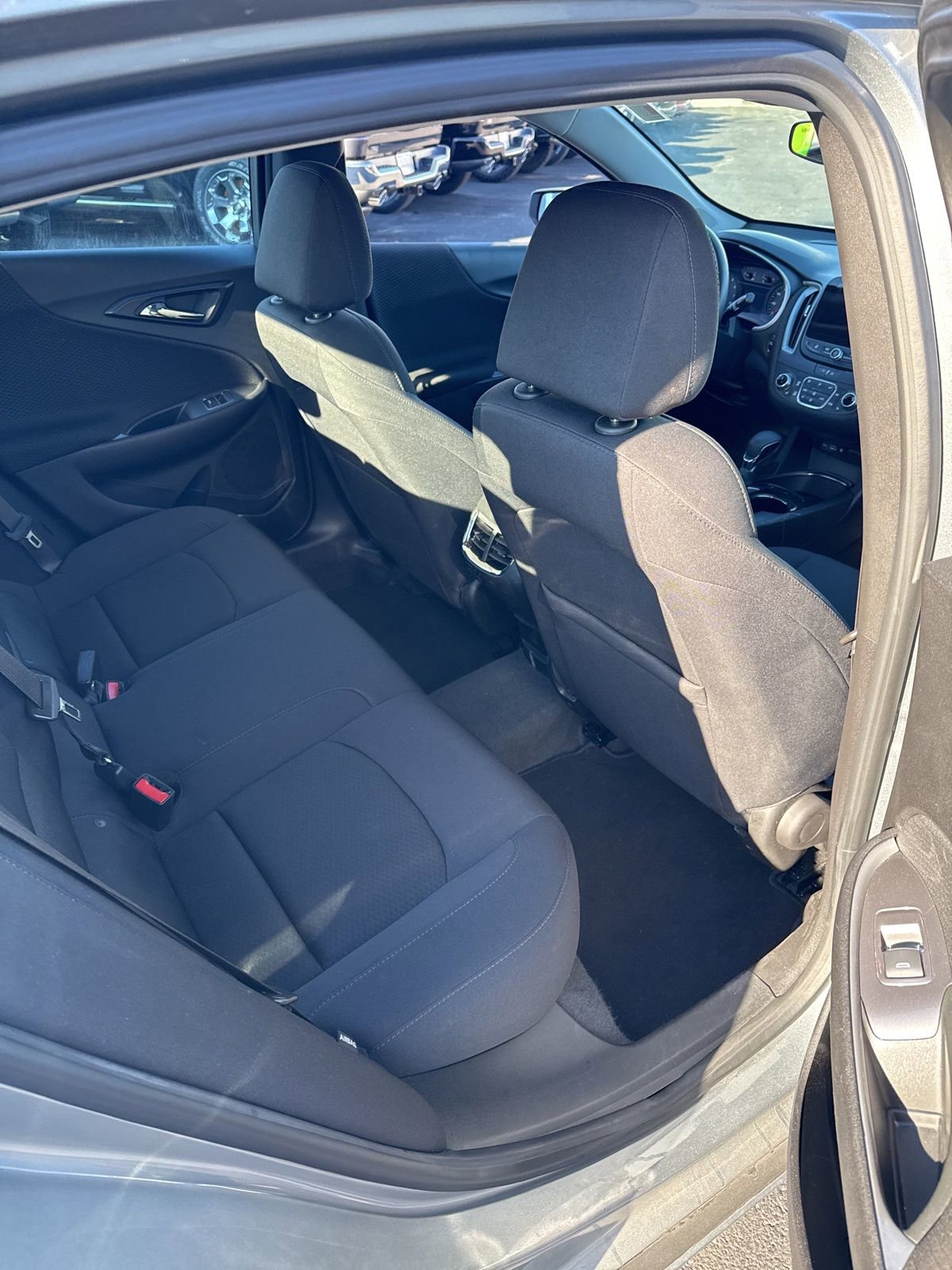 Used 2024 Chevrolet Malibu LT image 24