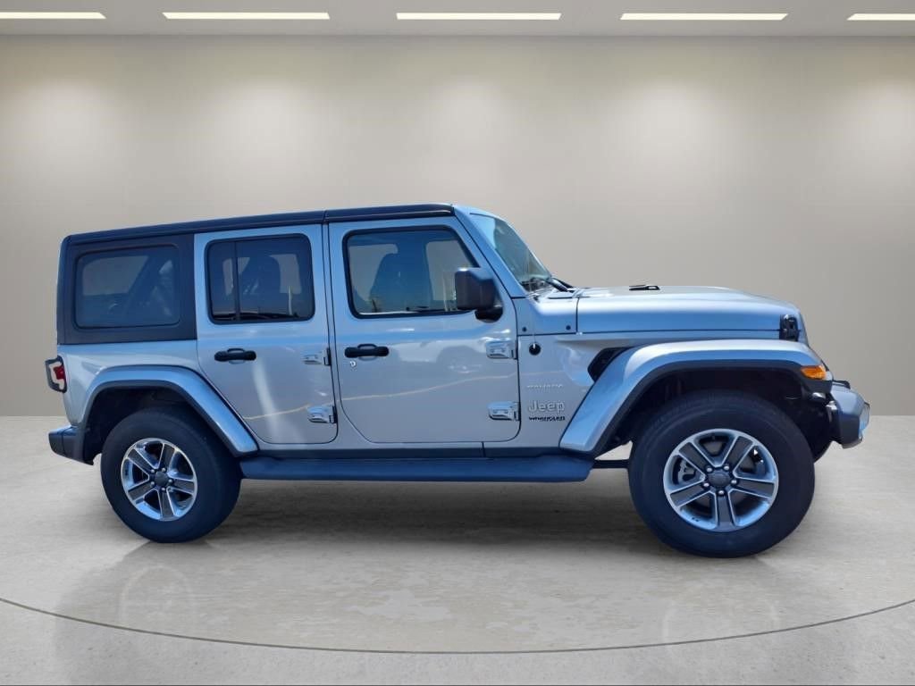 Used 2020 Jeep Wrangler Unlimited Sahara w/ Uconnect 4C Nav & Sound Group AWD/4WD image 2