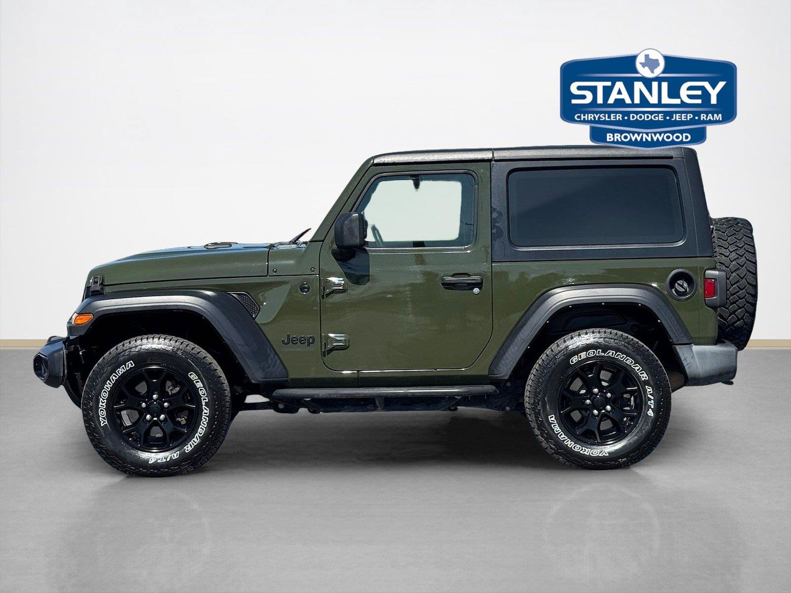 Used 2021 Jeep Wrangler Sport AWD/4WD image 4