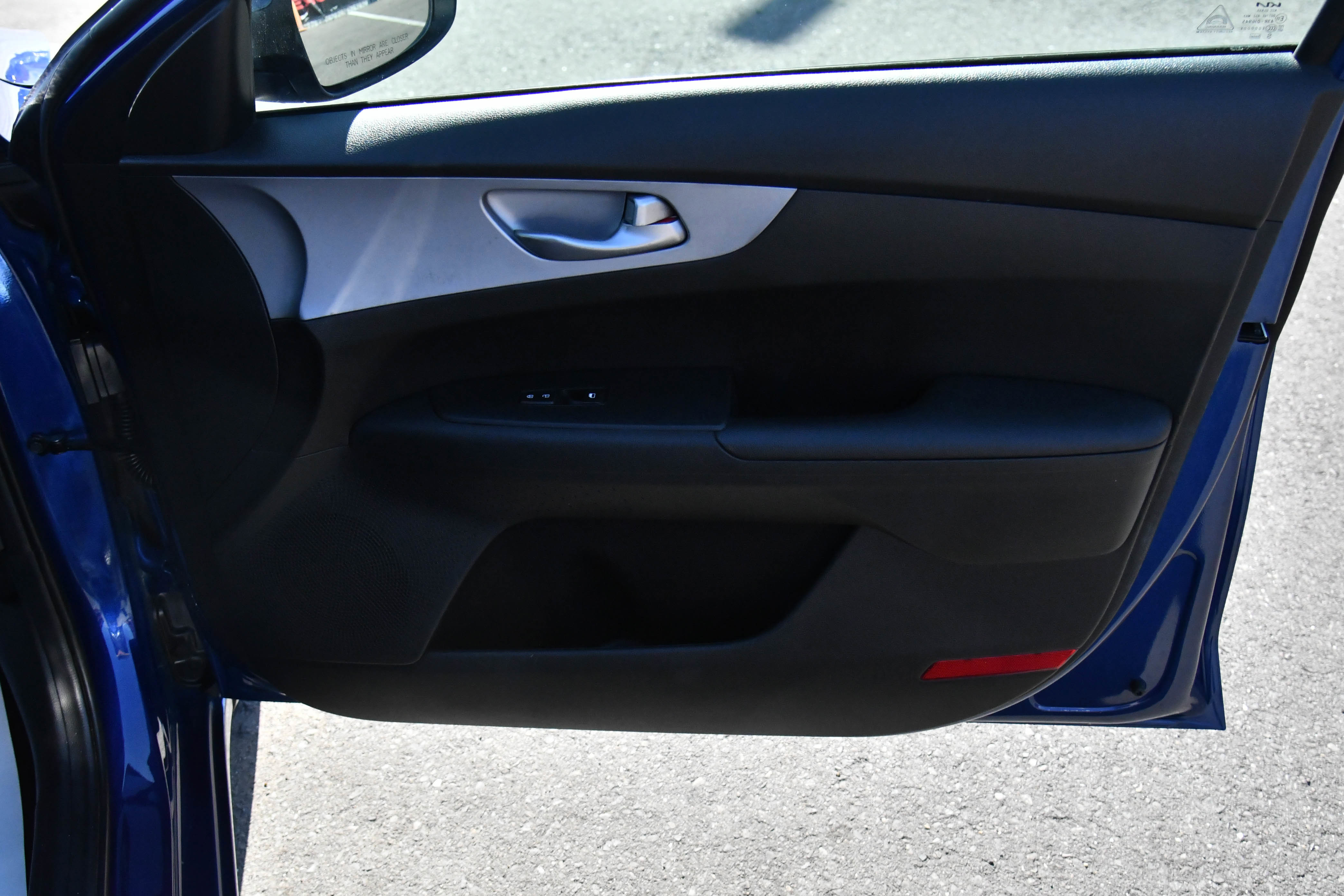 Used 2024 Kia Forte LXS w/ LXS Technology Package FWD image 35
