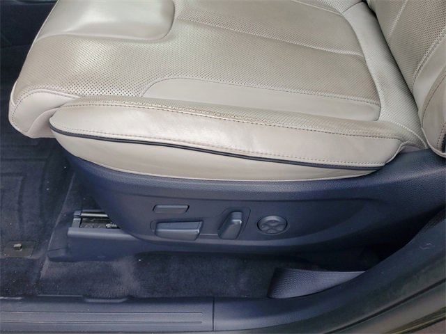 Used 2021 Hyundai Palisade Limited image 15