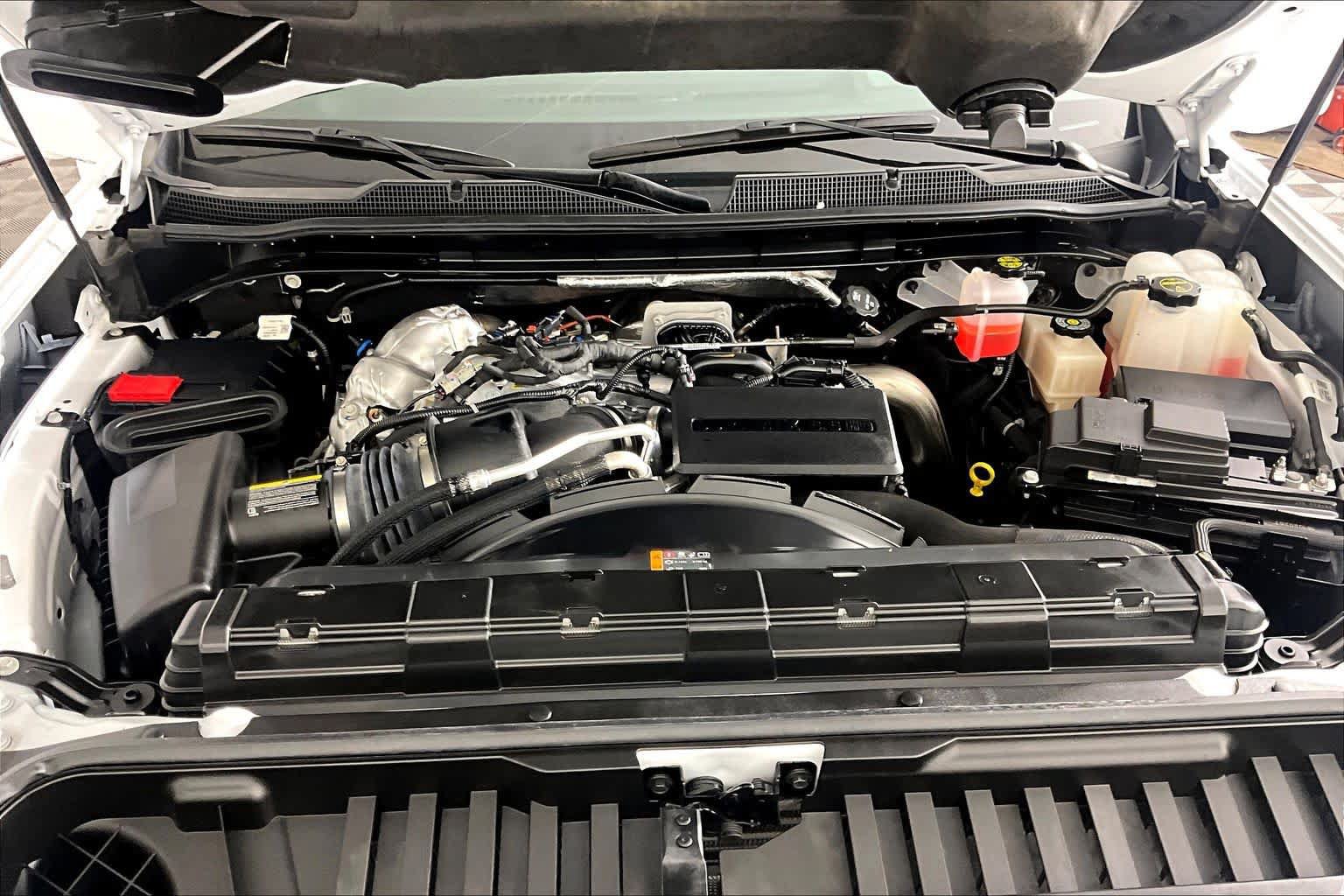 Certified 2026 Chevrolet Silverado 3500 High Country w/ High Country Premium Package AWD/4WD image 29