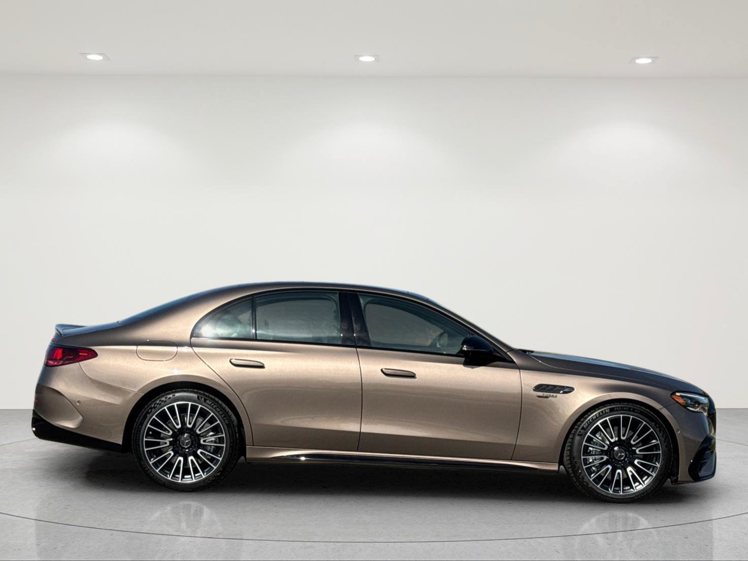 New 2027 Mercedes-Benz E 53 AMG e 4MATIC Sedan image 6