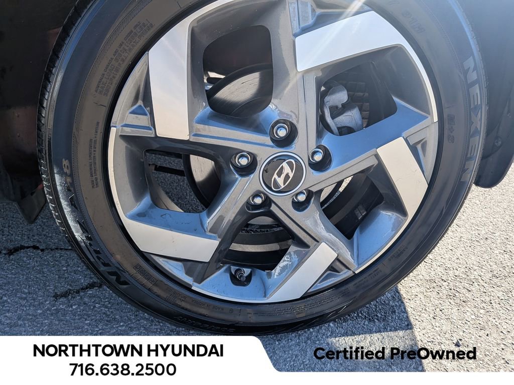 Certified 2023 Hyundai Venue SEL image 38
