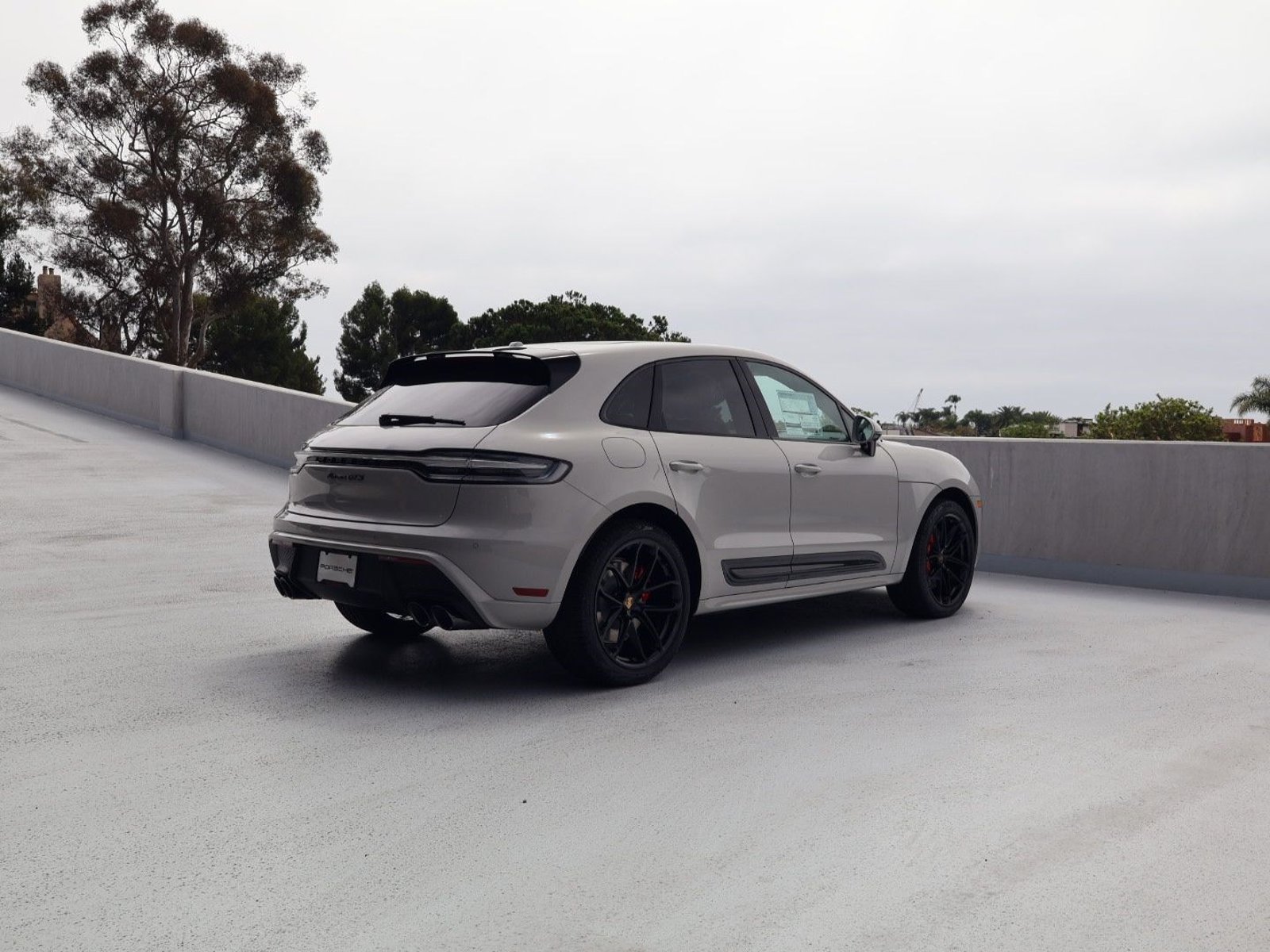 New 2026 Porsche Macan GTS AWD/4WD image 8