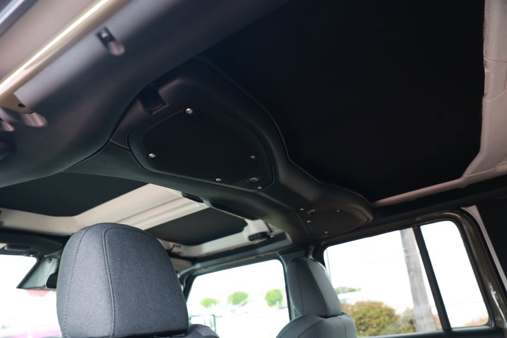 New 2026 Jeep Wrangler Sport S image 30