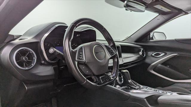 Used 2020 Chevrolet Camaro LT image 22