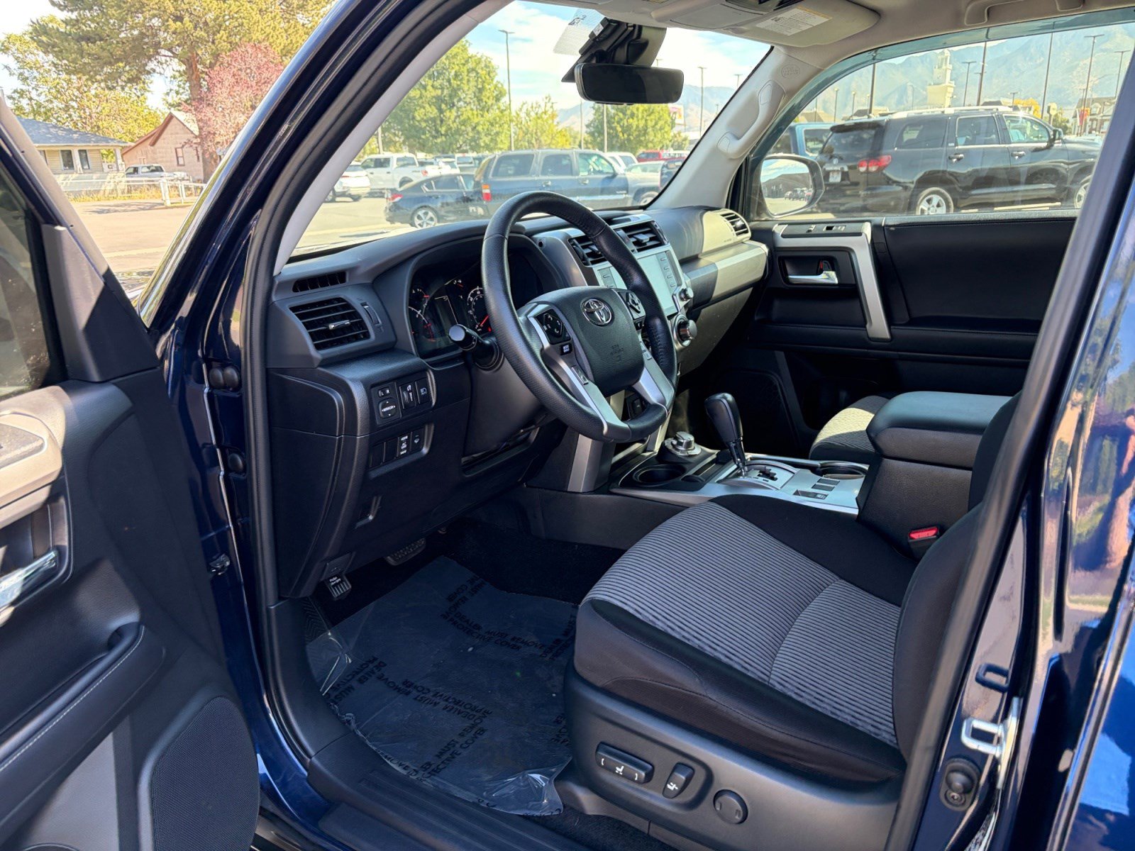 Certified 2023 Toyota 4Runner SR5 AWD/4WD image 10