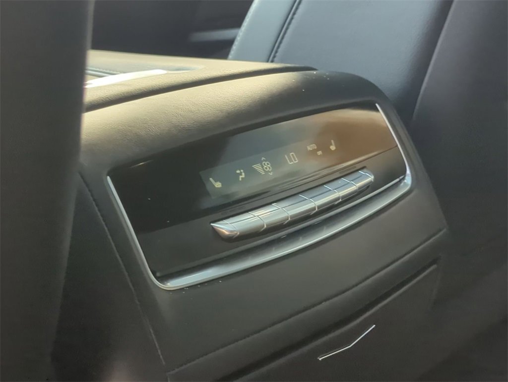 Certified 2025 Cadillac Escalade Sport w/ LPO, ONYX Package image 29