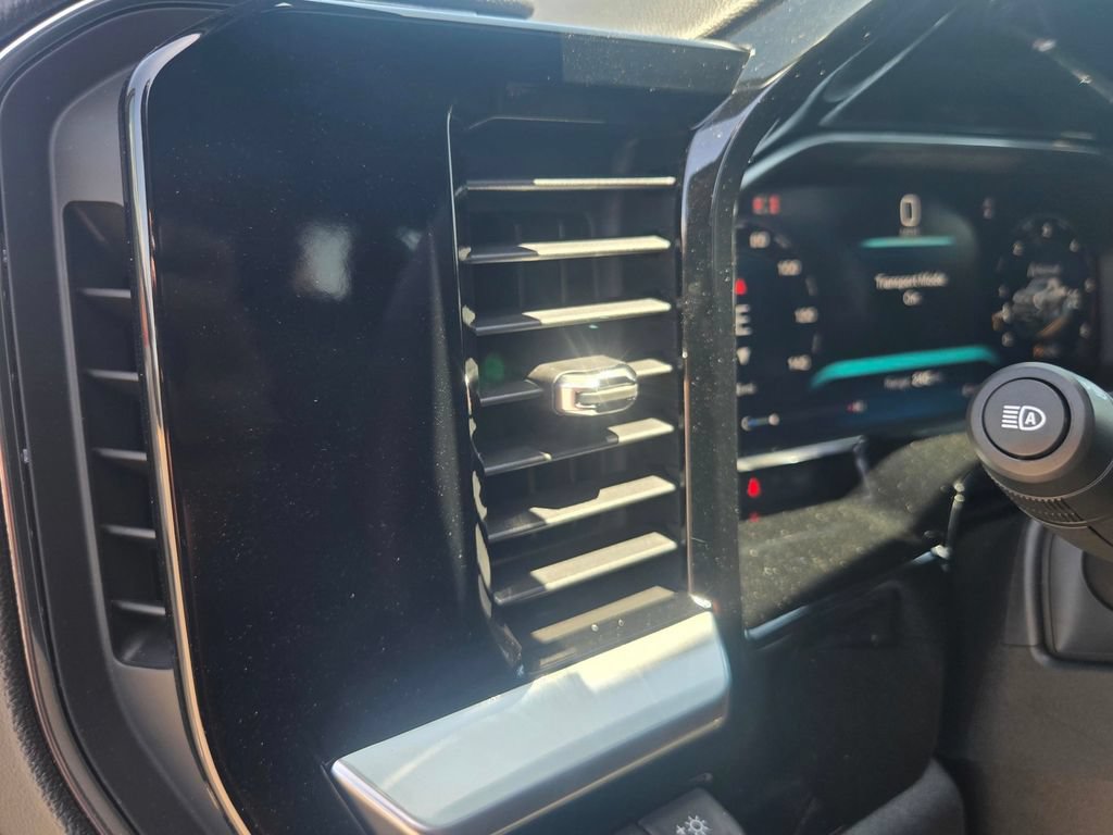 New 2026 Chevrolet Silverado 2500 High Country w/ Midnight Edition AWD/4WD image 12