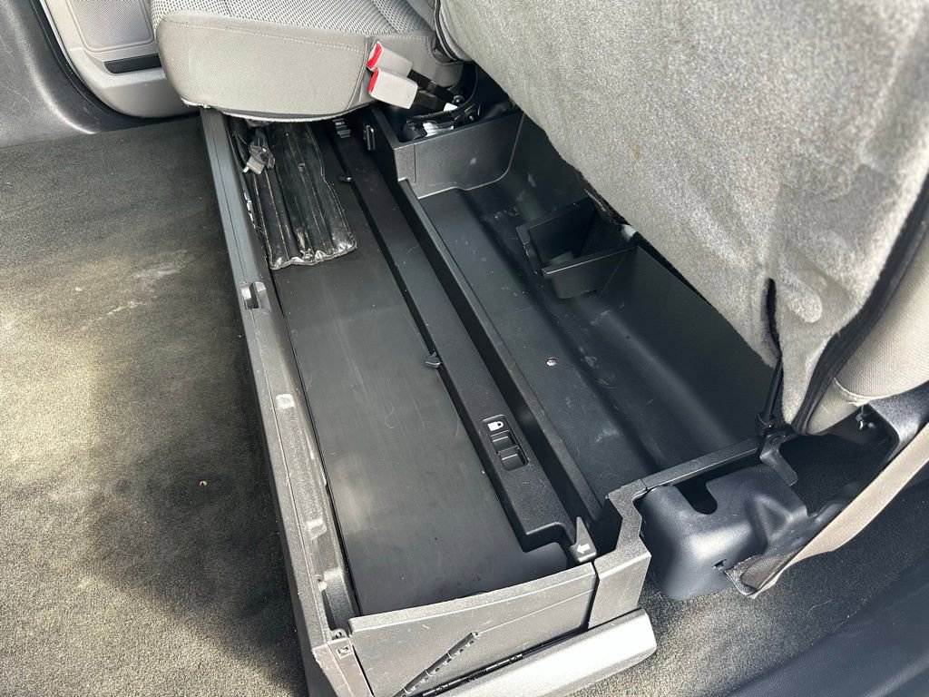 Used 2017 Ford F250 XLT w/ XLT Value Package image 17